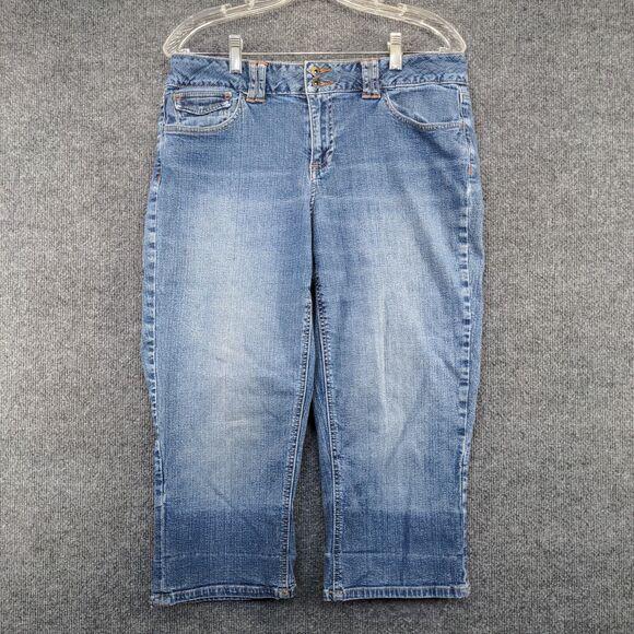 St. John's Bay Petite Women's Stretch Cropped Jeans Blue 14P Stone Wash - Picture 2 of 12